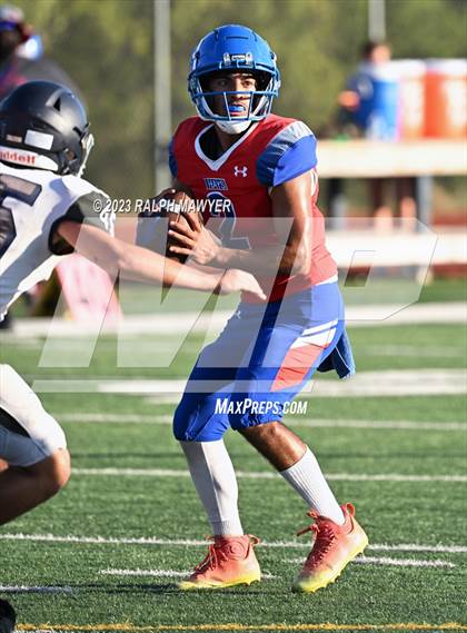 Thumbnail 3 in Hays @ Boerne-Champion photogallery.