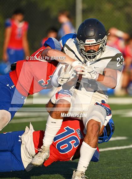 Thumbnail 2 in Hays @ Boerne-Champion photogallery.