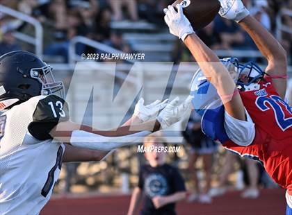 Thumbnail 1 in Hays @ Boerne-Champion photogallery.