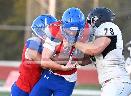 Thumbnail 3 in Hays @ Boerne-Champion photogallery.