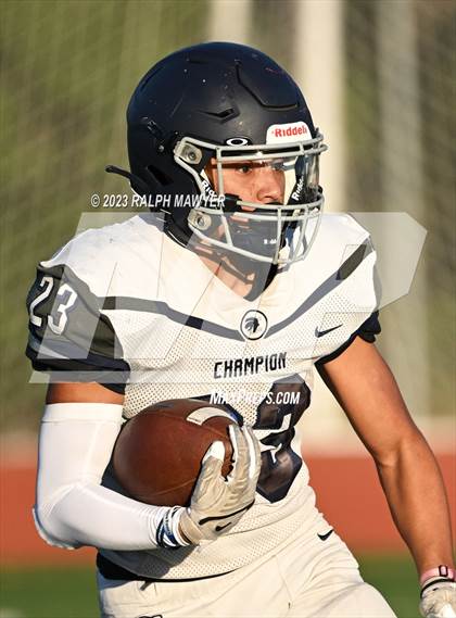 Thumbnail 2 in Hays @ Boerne-Champion photogallery.