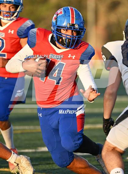 Thumbnail 3 in Hays @ Boerne-Champion photogallery.