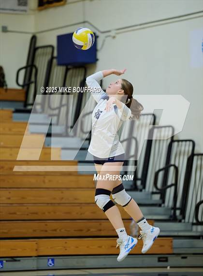 Thumbnail 1 in Rio Mesa @ Dos Pueblos photogallery.