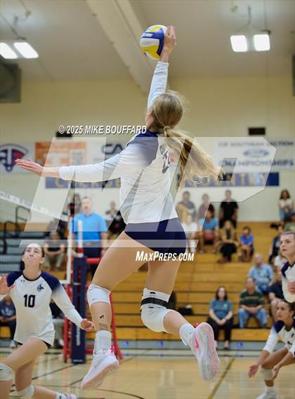 Thumbnail 2 in Rio Mesa @ Dos Pueblos photogallery.