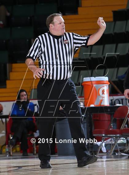 Thumbnail 1 in Lyons vs Waterville (NYSPHSAA Class C Semifinal) photogallery.
