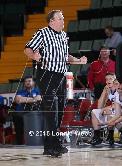 Thumbnail 2 in Lyons vs Waterville (NYSPHSAA Class C Semifinal) photogallery.