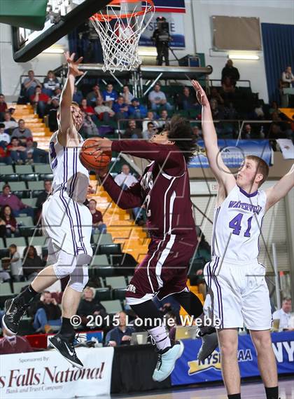 Thumbnail 1 in Lyons vs Waterville (NYSPHSAA Class C Semifinal) photogallery.
