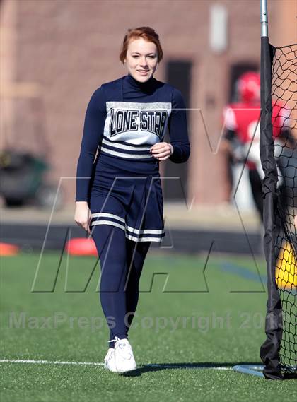 Thumbnail 2 in Lone Star vs. Kilgore (UIL 3A Region II Regional Semifinal) photogallery.