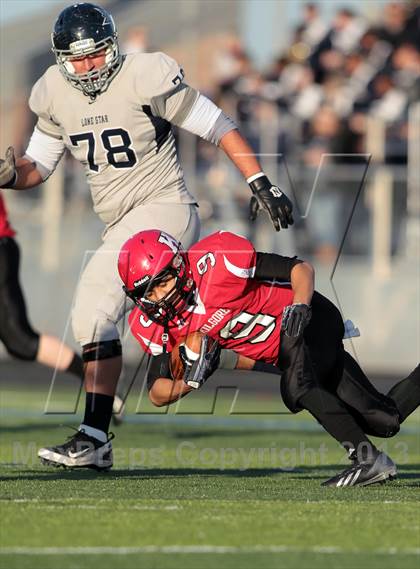 Thumbnail 3 in Lone Star vs. Kilgore (UIL 3A Region II Regional Semifinal) photogallery.