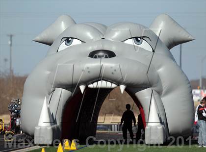 Thumbnail 1 in Lone Star vs. Kilgore (UIL 3A Region II Regional Semifinal) photogallery.