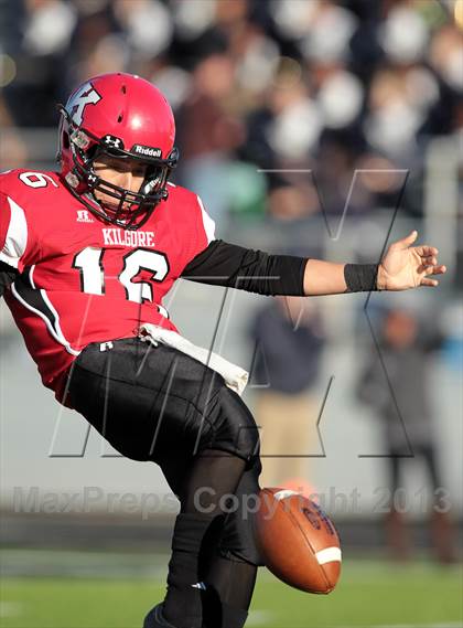 Thumbnail 1 in Lone Star vs. Kilgore (UIL 3A Region II Regional Semifinal) photogallery.