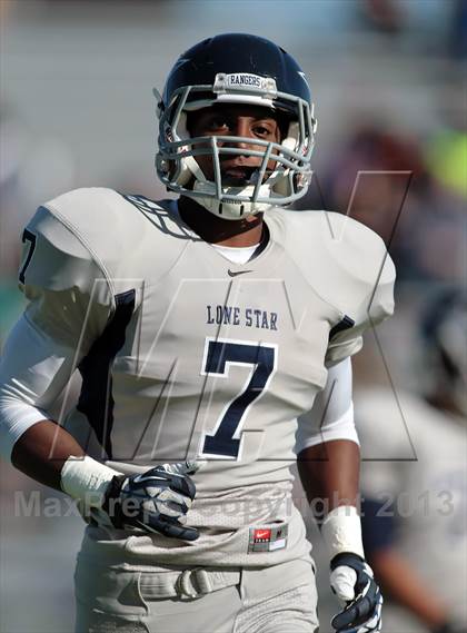 Thumbnail 3 in Lone Star vs. Kilgore (UIL 3A Region II Regional Semifinal) photogallery.