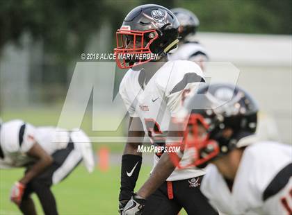 Thumbnail 2 in River Ridge vs Pasco (Preseason Game) photogallery.