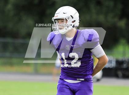 Thumbnail 3 in River Ridge vs Pasco (Preseason Game) photogallery.