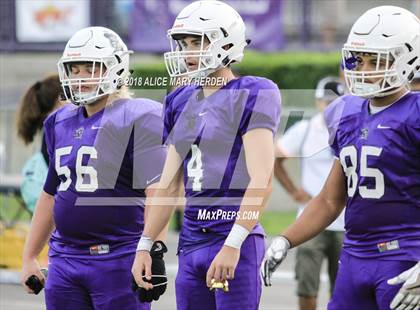 Thumbnail 3 in River Ridge vs Pasco (Preseason Game) photogallery.