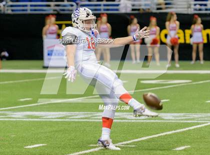 Thumbnail 3 in San Antonio All-Star Game (Alamodome) photogallery.