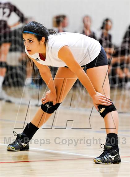 Thumbnail 2 in Northwest Christian vs. Valencia (Nike Tournament of Champions) photogallery.