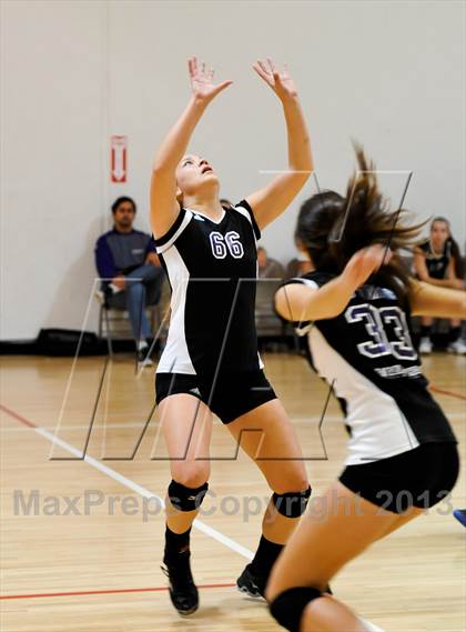 Thumbnail 2 in Northwest Christian vs. Valencia (Nike Tournament of Champions) photogallery.