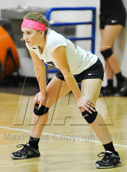 Thumbnail 3 in Northwest Christian vs. Valencia (Nike Tournament of Champions) photogallery.