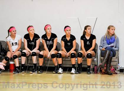 Thumbnail 2 in Northwest Christian vs. Valencia (Nike Tournament of Champions) photogallery.