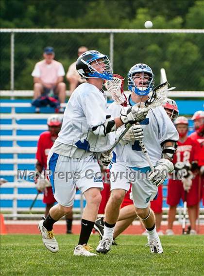 Thumbnail 1 in Bishop Connolly/Westport vs. Dover-Sherborn (MIAA Division 1 East 1st Round) photogallery.