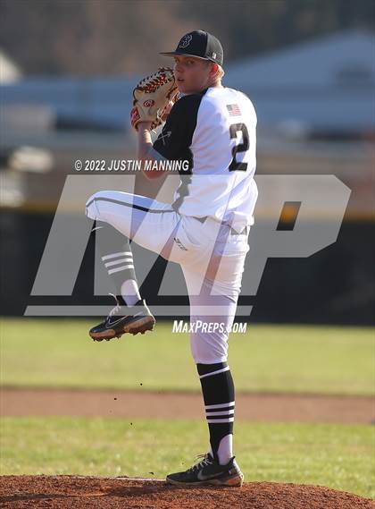 Thumbnail 1 in Fountain Lake @ Bauxite photogallery.