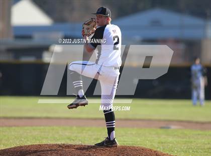 Thumbnail 3 in Fountain Lake @ Bauxite photogallery.