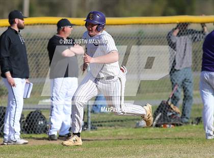 Thumbnail 1 in Fountain Lake @ Bauxite photogallery.