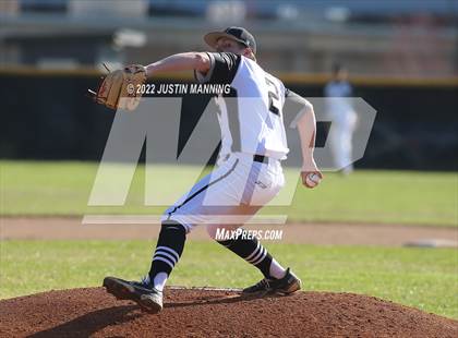 Thumbnail 2 in Fountain Lake @ Bauxite photogallery.