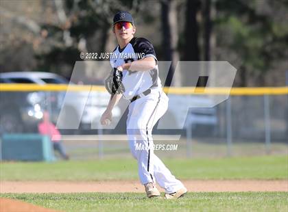 Thumbnail 2 in Fountain Lake @ Bauxite photogallery.