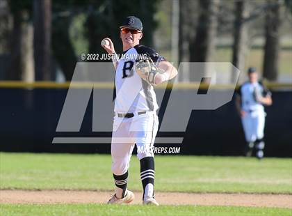 Thumbnail 3 in Fountain Lake @ Bauxite photogallery.