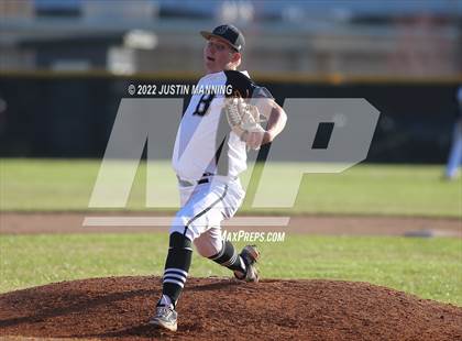 Thumbnail 3 in Fountain Lake @ Bauxite photogallery.