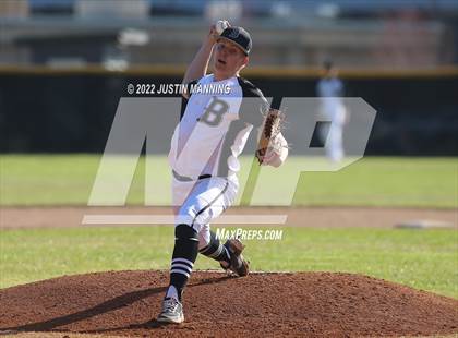 Thumbnail 1 in Fountain Lake @ Bauxite photogallery.