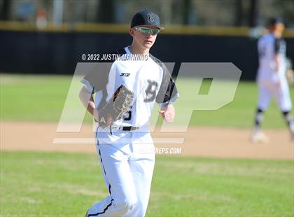 Thumbnail 1 in Fountain Lake @ Bauxite photogallery.