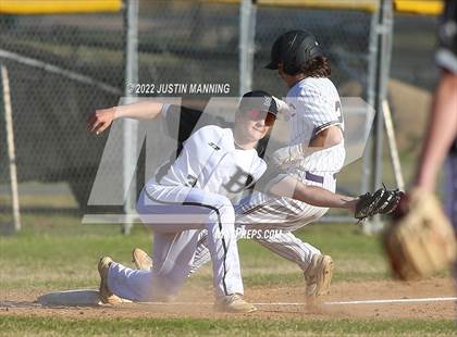 Thumbnail 1 in Fountain Lake @ Bauxite photogallery.