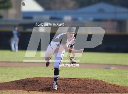 Thumbnail 3 in Fountain Lake @ Bauxite photogallery.