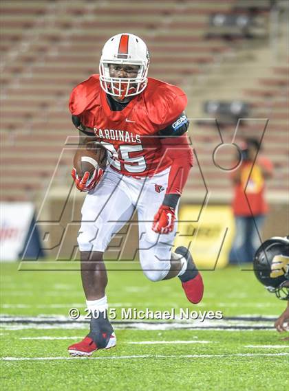 Thumbnail 1 in Warren Central vs. Colerain (Skyline Crosstown Showdown) photogallery.
