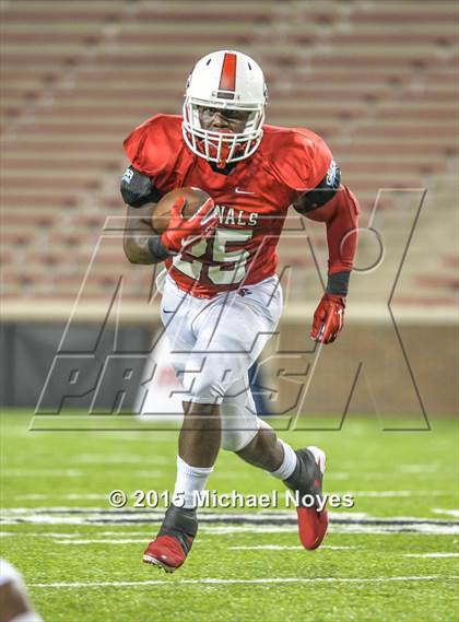 Thumbnail 2 in Warren Central vs. Colerain (Skyline Crosstown Showdown) photogallery.