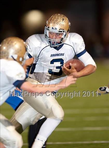 Thumbnail 2 in Norco vs. Vista Murrieta (CIF SS Playoffs) photogallery.