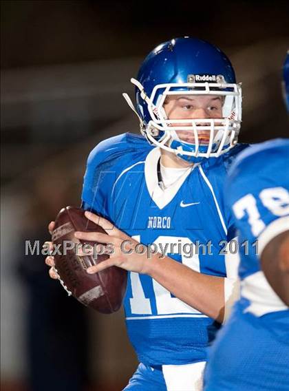 Thumbnail 2 in Norco vs. Vista Murrieta (CIF SS Playoffs) photogallery.