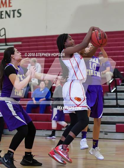 Thumbnail 2 in Tokay @ Lodi photogallery.
