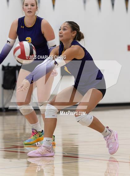 Thumbnail 3 in Vacaville Christian vs. Middletown (NorCal Tournament) photogallery.