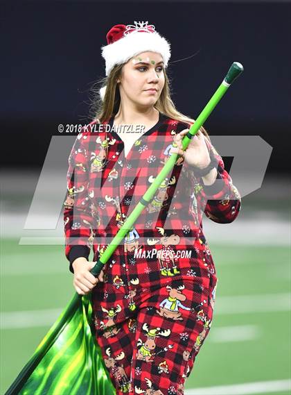 Thumbnail 2 in Iowa Park vs. Pleasant Grove (UIL 4A Division 2 Semifinal) photogallery.