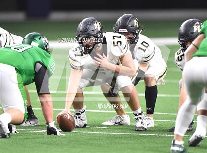 Thumbnail 1 in Iowa Park vs. Pleasant Grove (UIL 4A Division 2 Semifinal) photogallery.