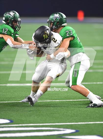 Thumbnail 3 in Iowa Park vs. Pleasant Grove (UIL 4A Division 2 Semifinal) photogallery.