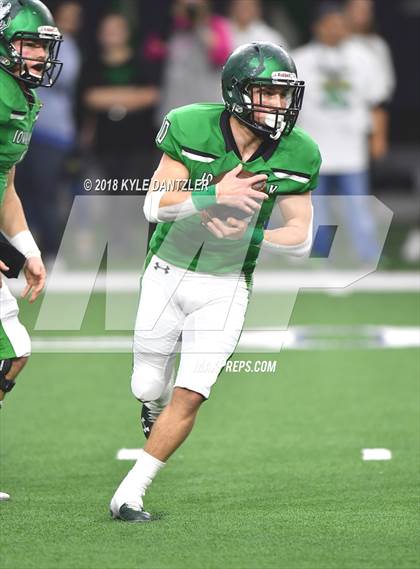 Thumbnail 1 in Iowa Park vs. Pleasant Grove (UIL 4A Division 2 Semifinal) photogallery.