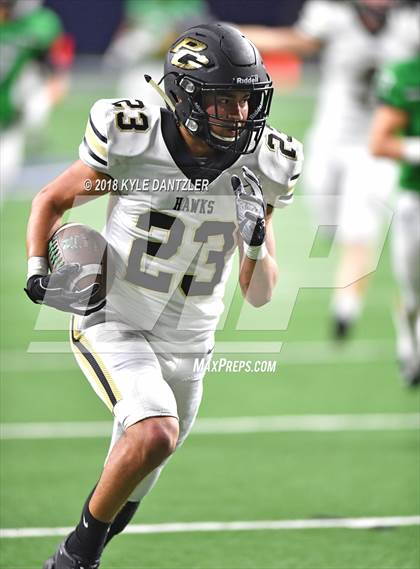 Thumbnail 1 in Iowa Park vs. Pleasant Grove (UIL 4A Division 2 Semifinal) photogallery.