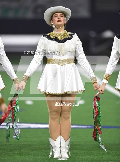 Thumbnail 1 in Iowa Park vs. Pleasant Grove (UIL 4A Division 2 Semifinal) photogallery.