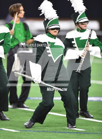 Thumbnail 3 in Iowa Park vs. Pleasant Grove (UIL 4A Division 2 Semifinal) photogallery.