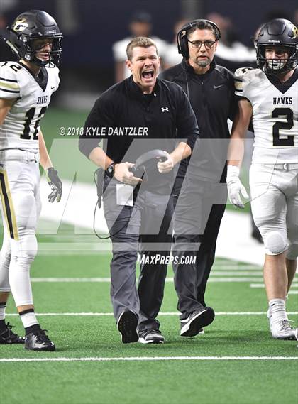 Thumbnail 1 in Iowa Park vs. Pleasant Grove (UIL 4A Division 2 Semifinal) photogallery.